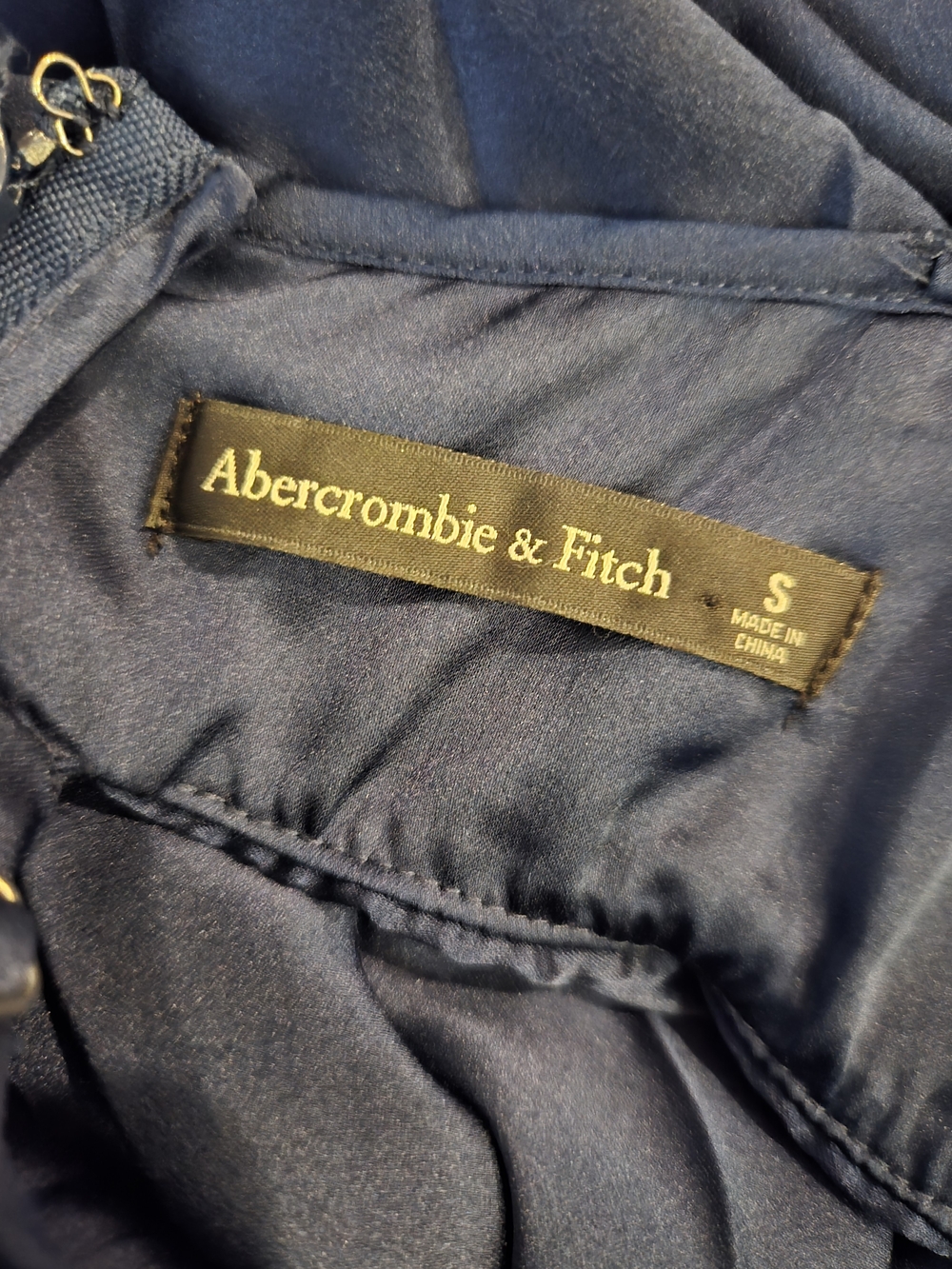 Abercrombie & Fitch Navy Plunging Pleated Maxi Dress - Picture 2 of 10